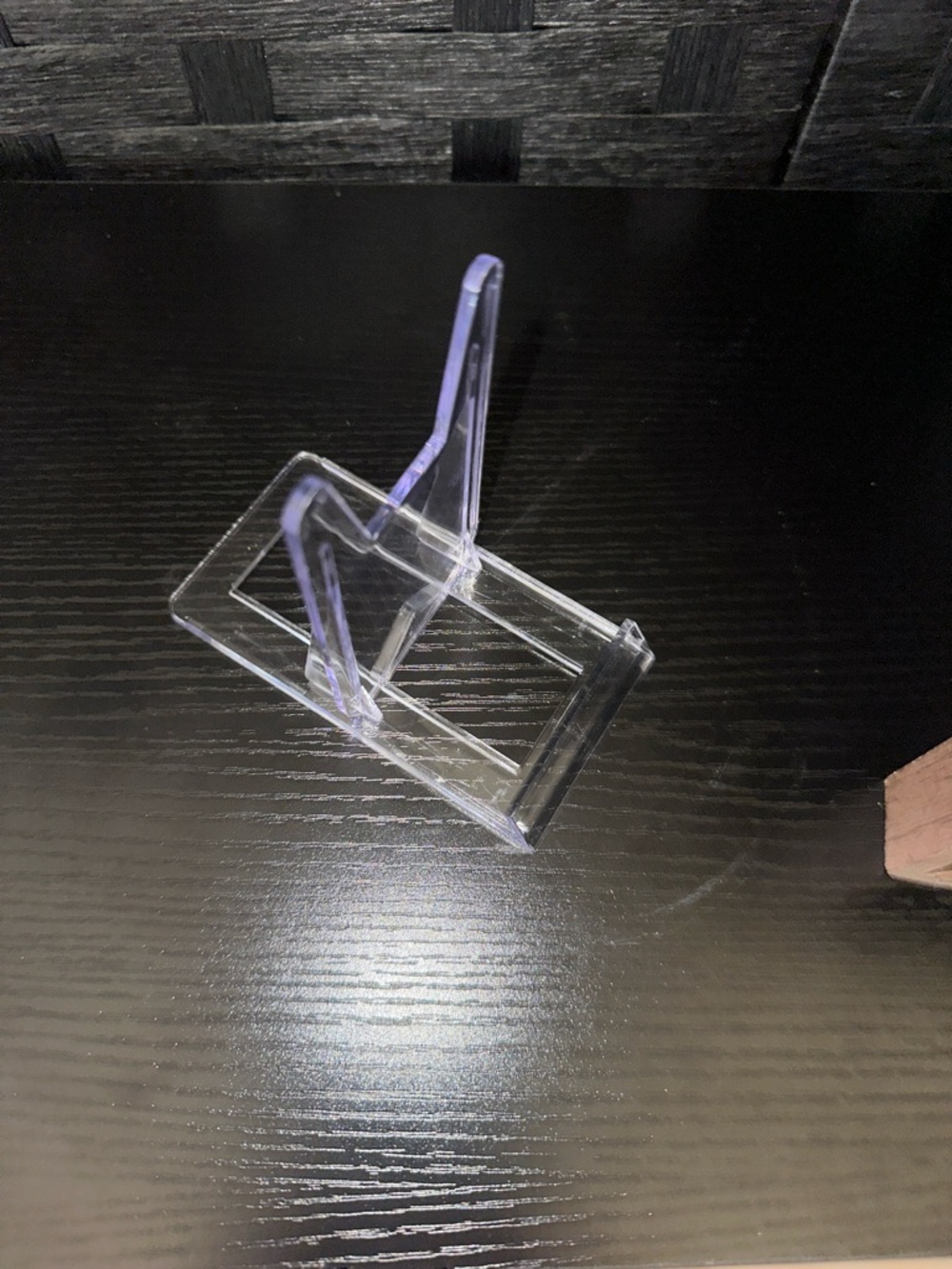 Acrylic stand - Picture 3 of 5